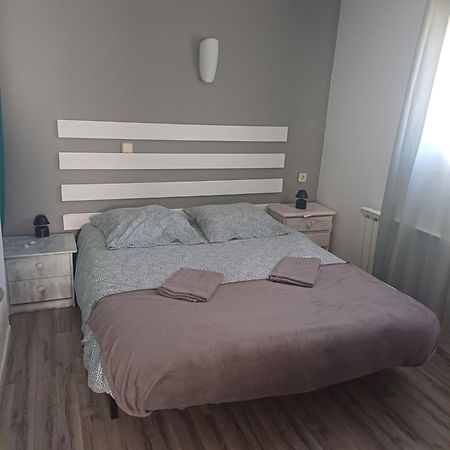 Appartement De Vacances En Cerdagne بورغ مدام المظهر الخارجي الصورة